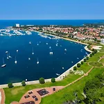 Konukevi Elettra