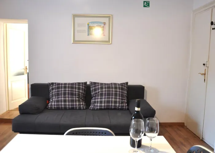 Gostinjska kuća Elettra