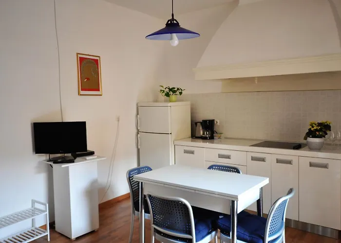 Gostinjska kuća Elettra 3*